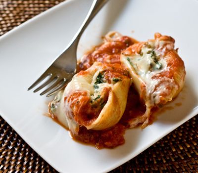 Farmer Sausage and Spinach Stuffed Jumbo Shells recipe